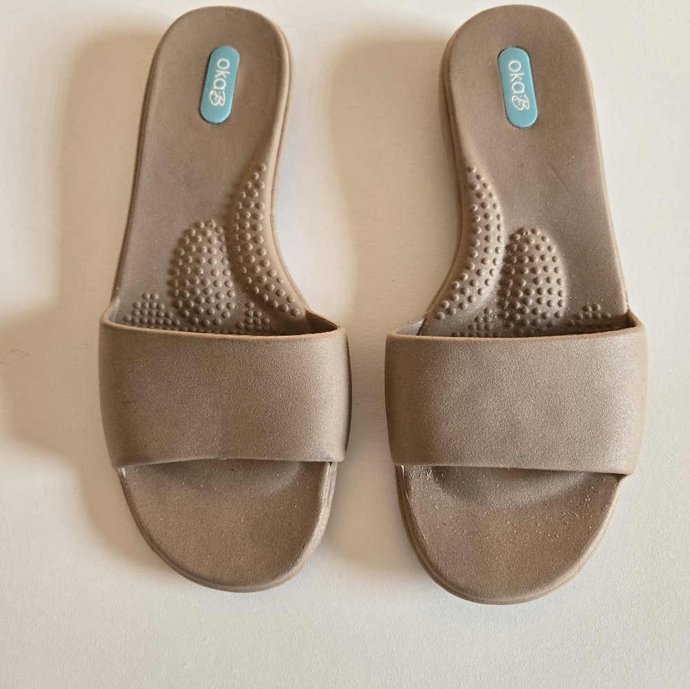 OKA B beige Grace Slide Sandals, Size M